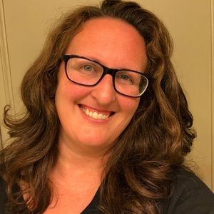 Meet your Posher, Debra